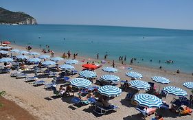 Mattinata Camping