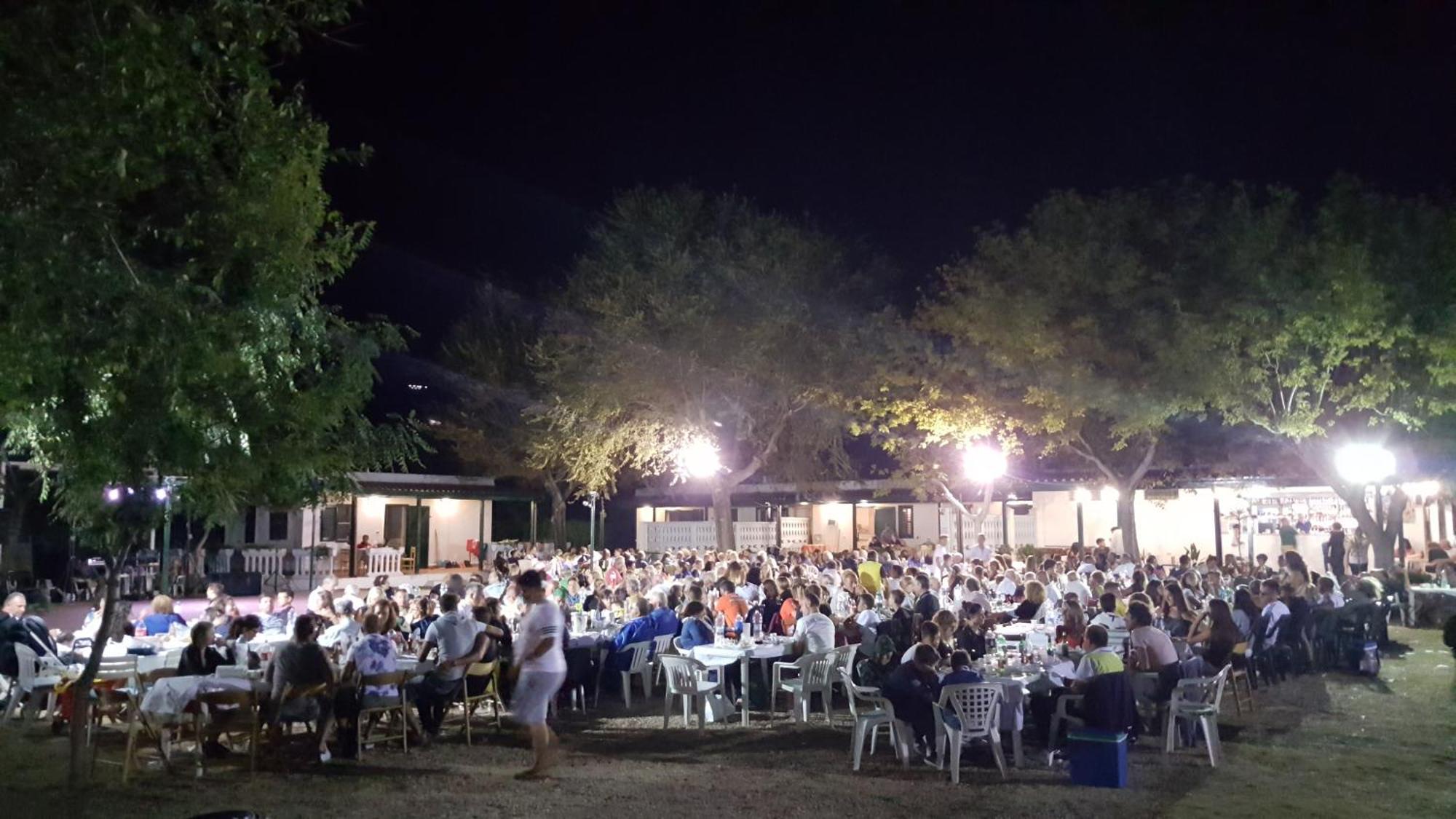 Mattinata Camping Esterno foto