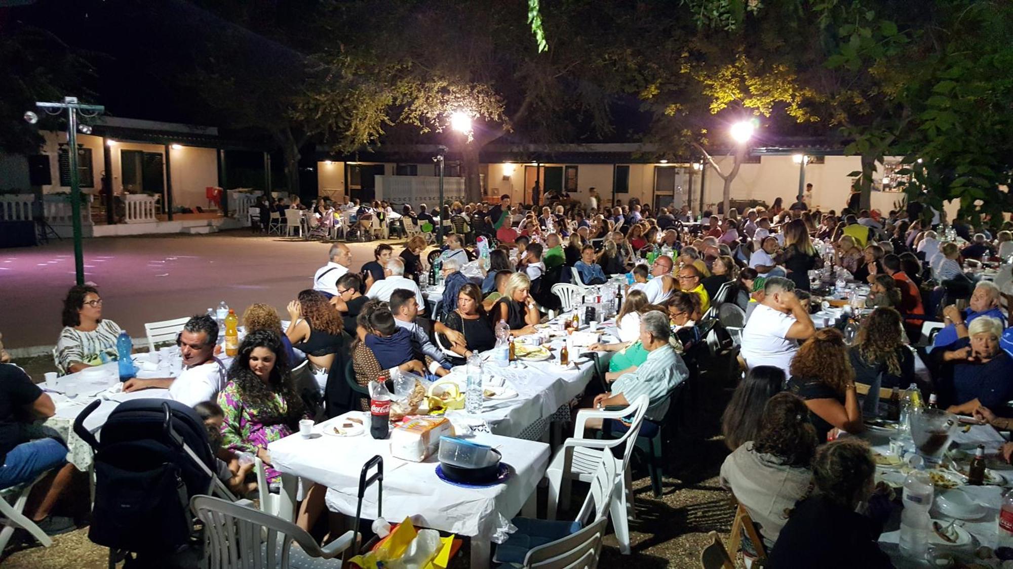 Mattinata Camping Esterno foto
