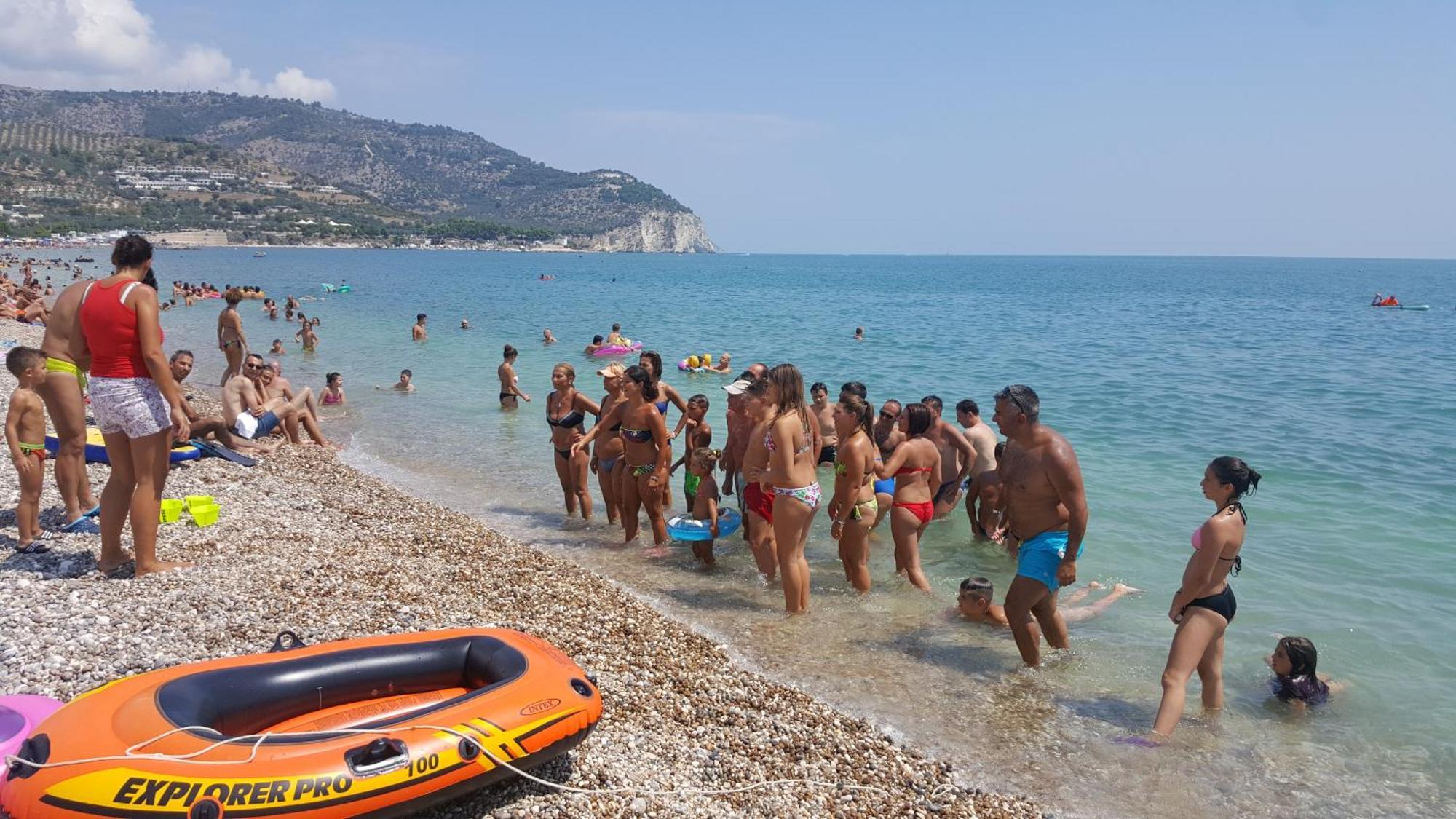 Mattinata Camping Esterno foto