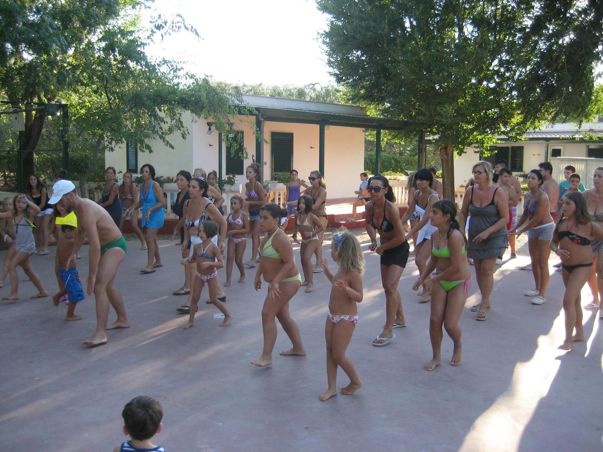 Mattinata Camping Esterno foto